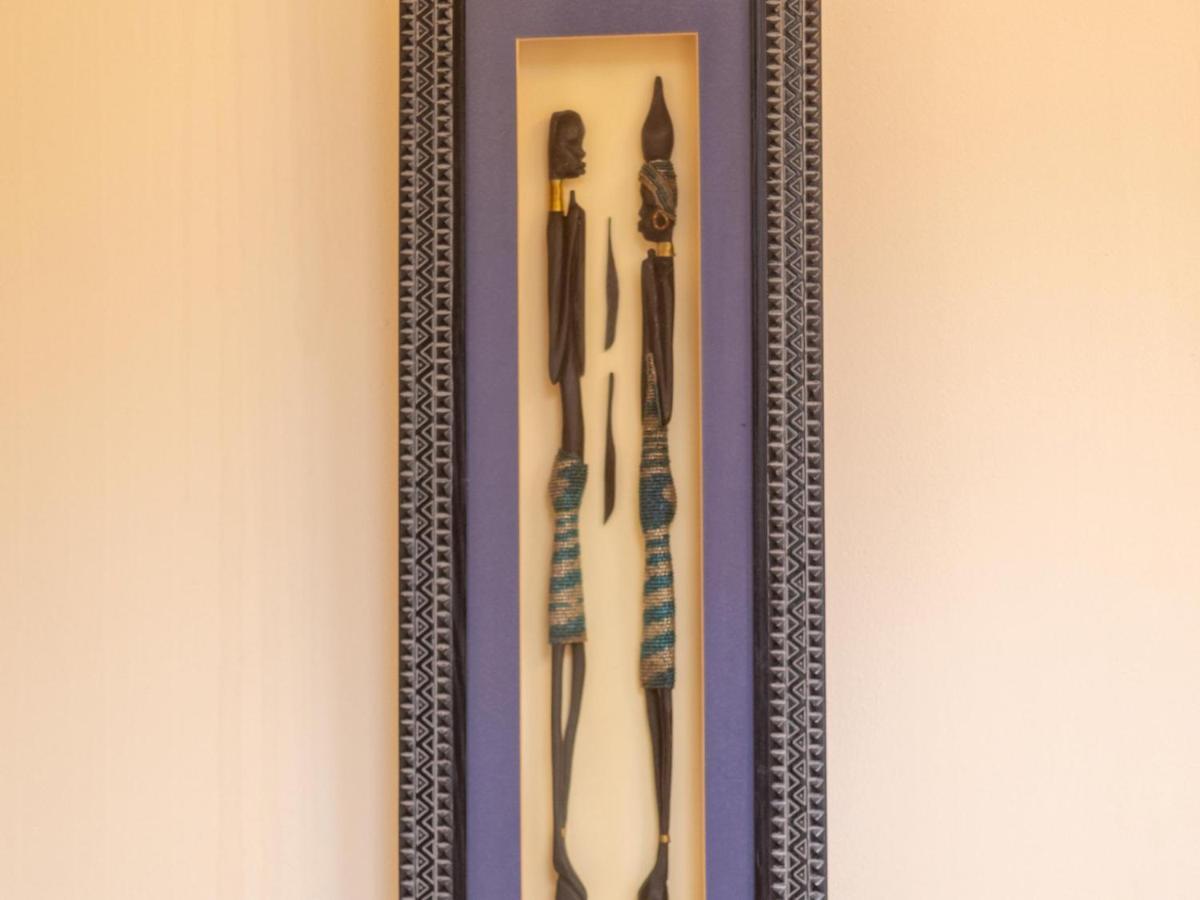 Pass The Keys Split-Floors Antique Apartment In Portobello Road Londra Exterior foto
