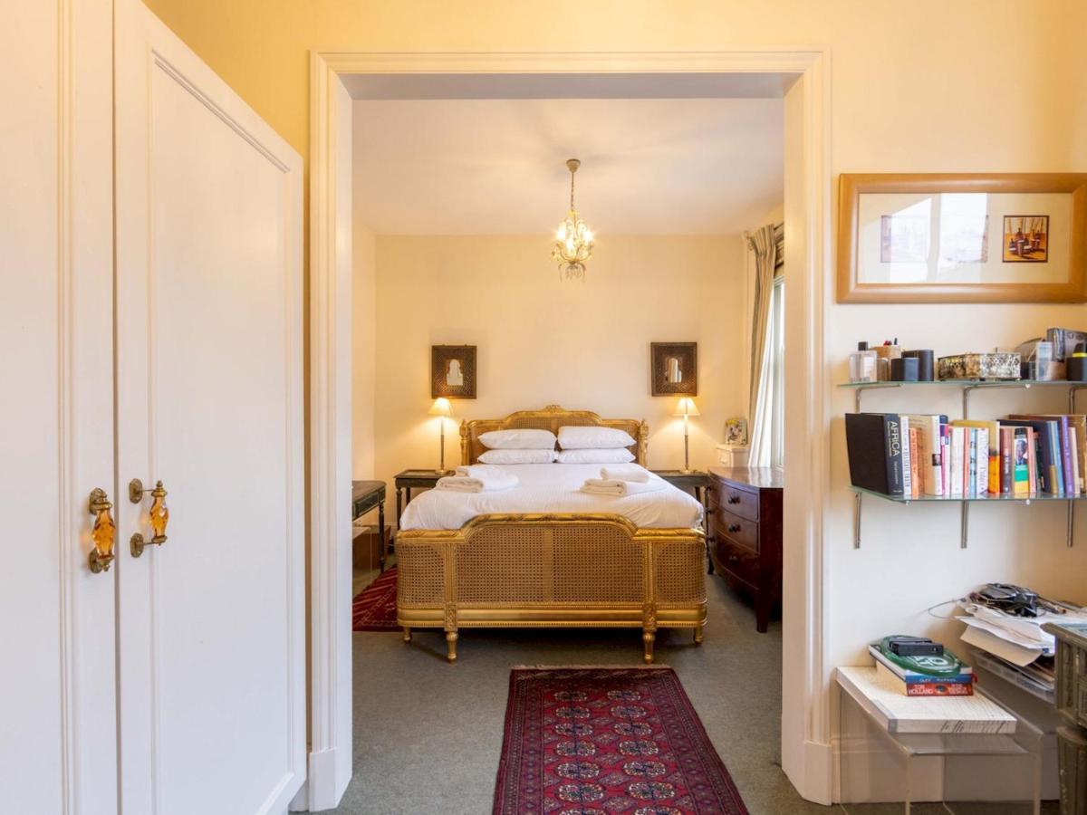 Pass The Keys Split-Floors Antique Apartment In Portobello Road Londra Exterior foto